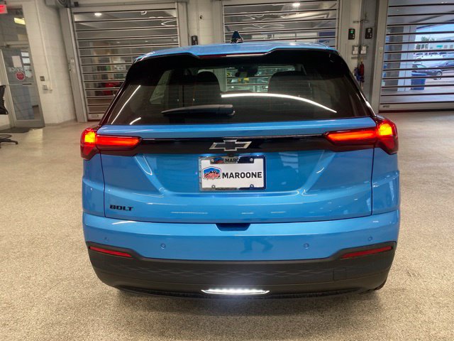 New 2027 Chevrolet Bolt LT w/ Comfort Package FWD image 6