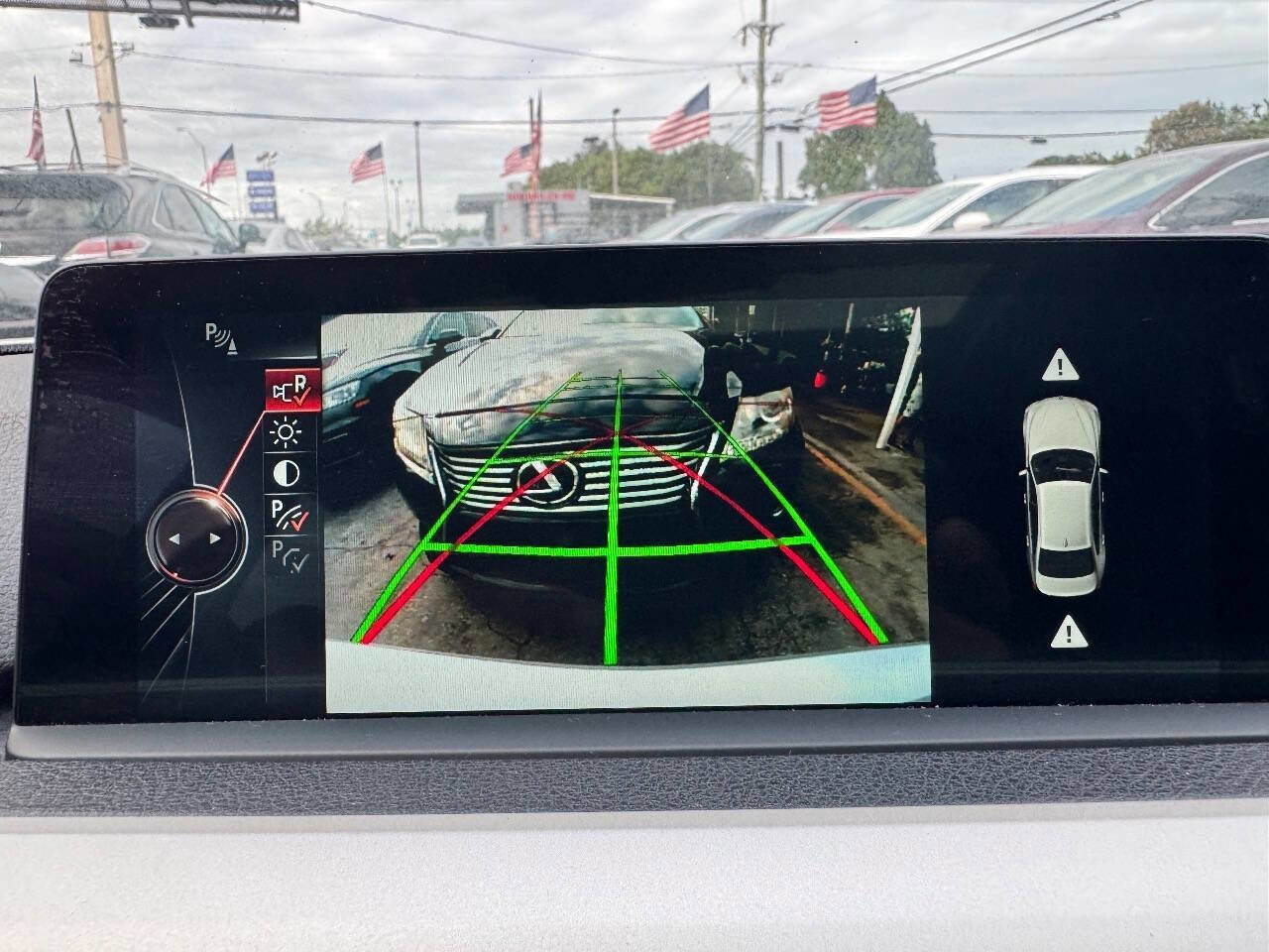 Used 2016 BMW 320i Sedan image 14