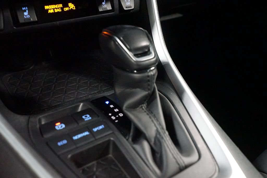 Used 2021 Toyota RAV4 XLE Premium FWD image 20