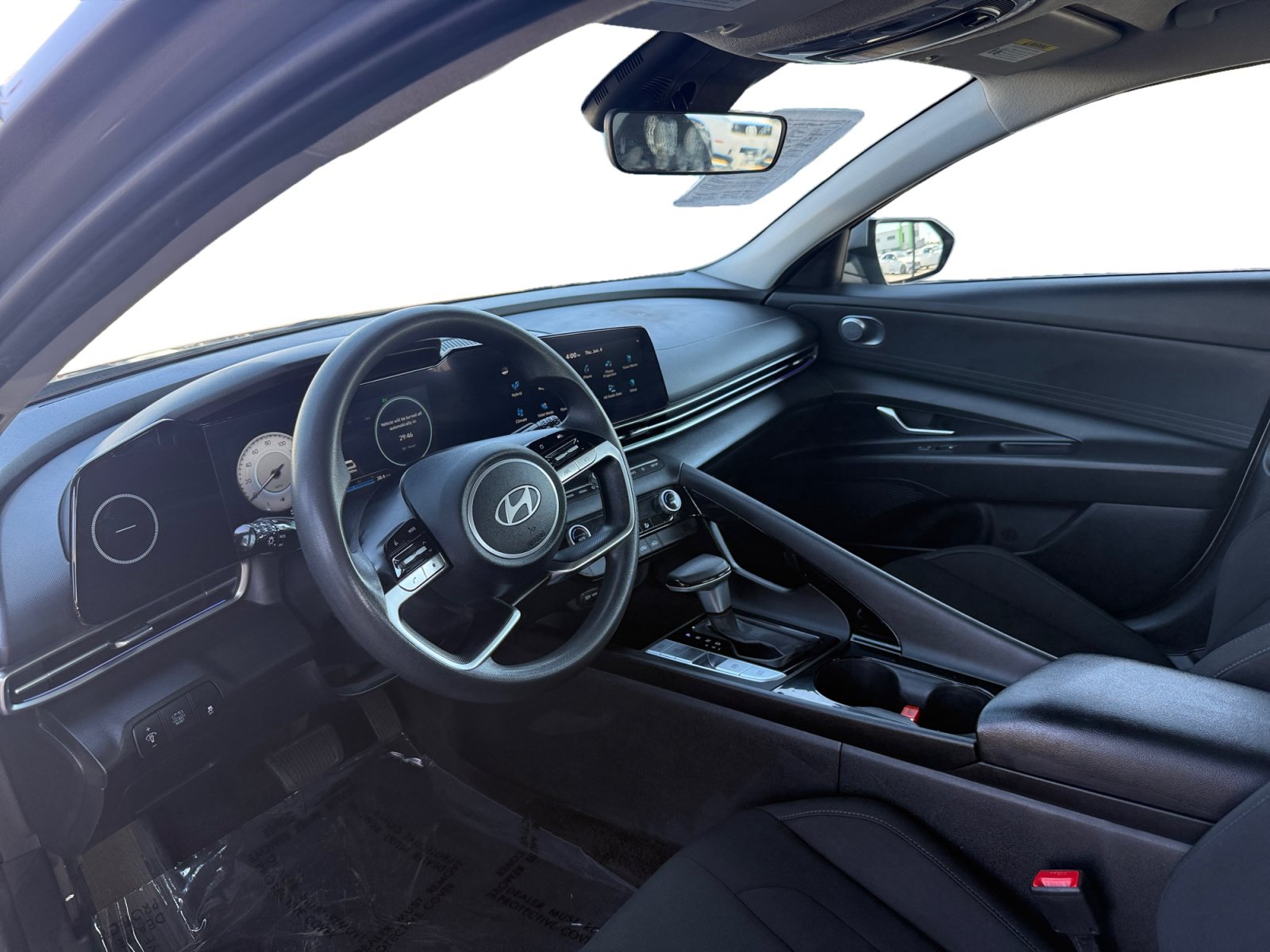 Used 2024 Hyundai Elantra Blue FWD image 9