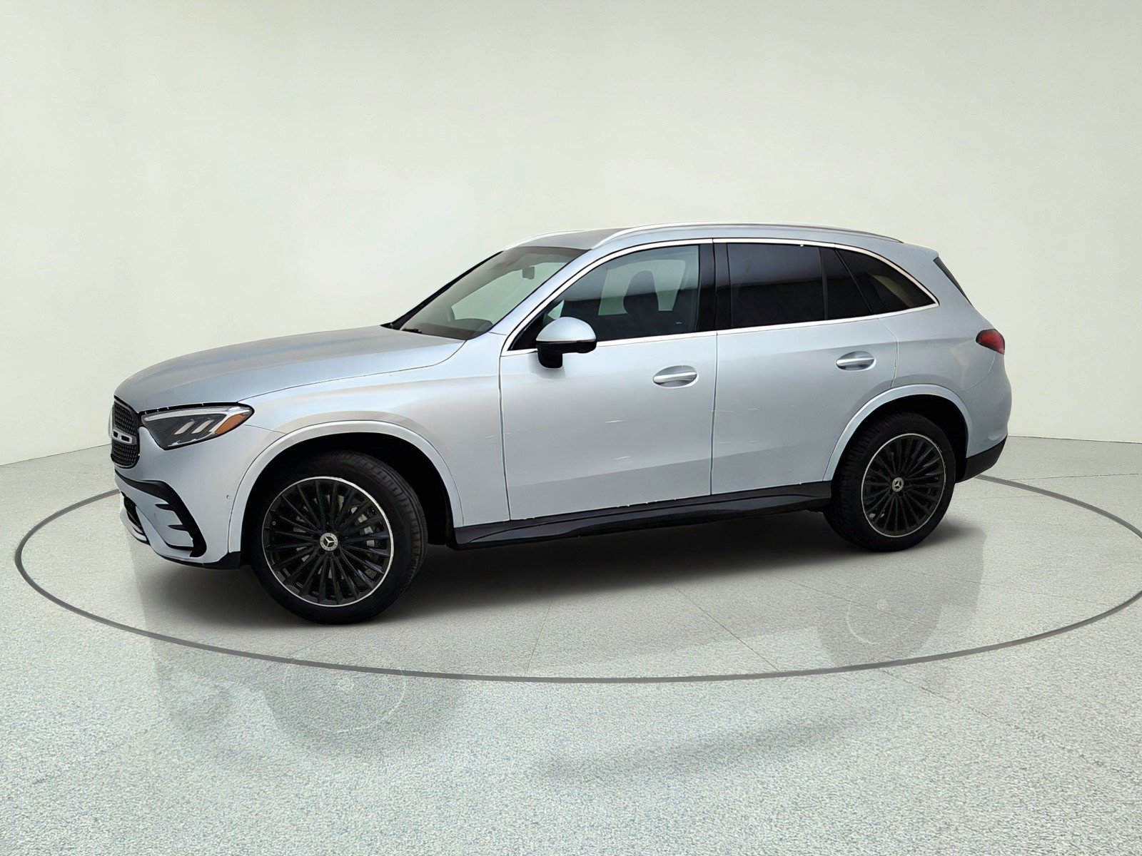 New 2026 Mercedes-Benz GLC 300 image 15