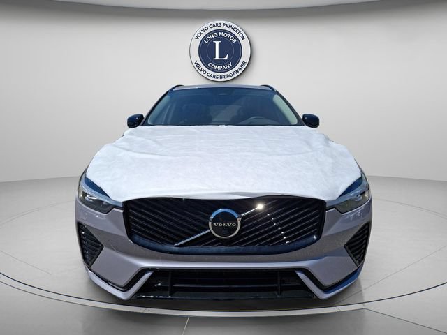 New 2026 Volvo XC60 B5 Plus w/ Protection Package Premier AWD/4WD image 3