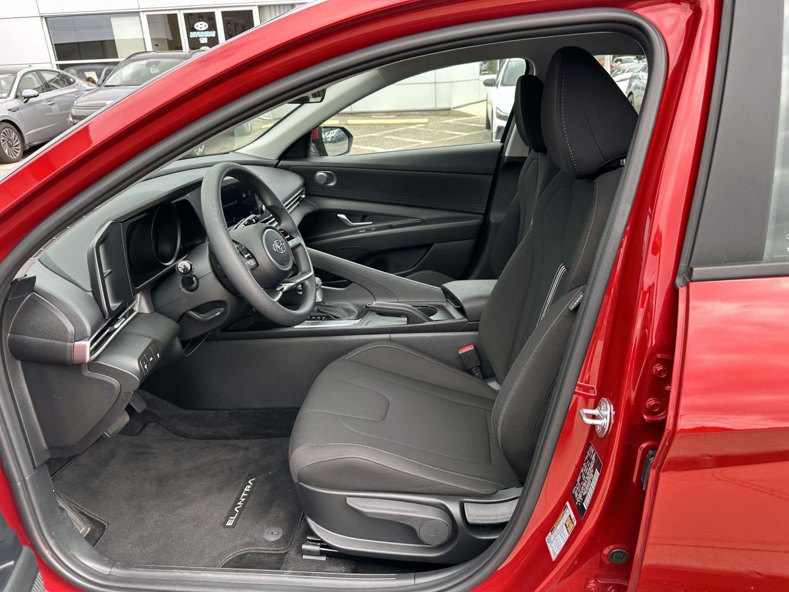 Used 2023 Hyundai Elantra SEL w/ Cargo Package FWD image 12
