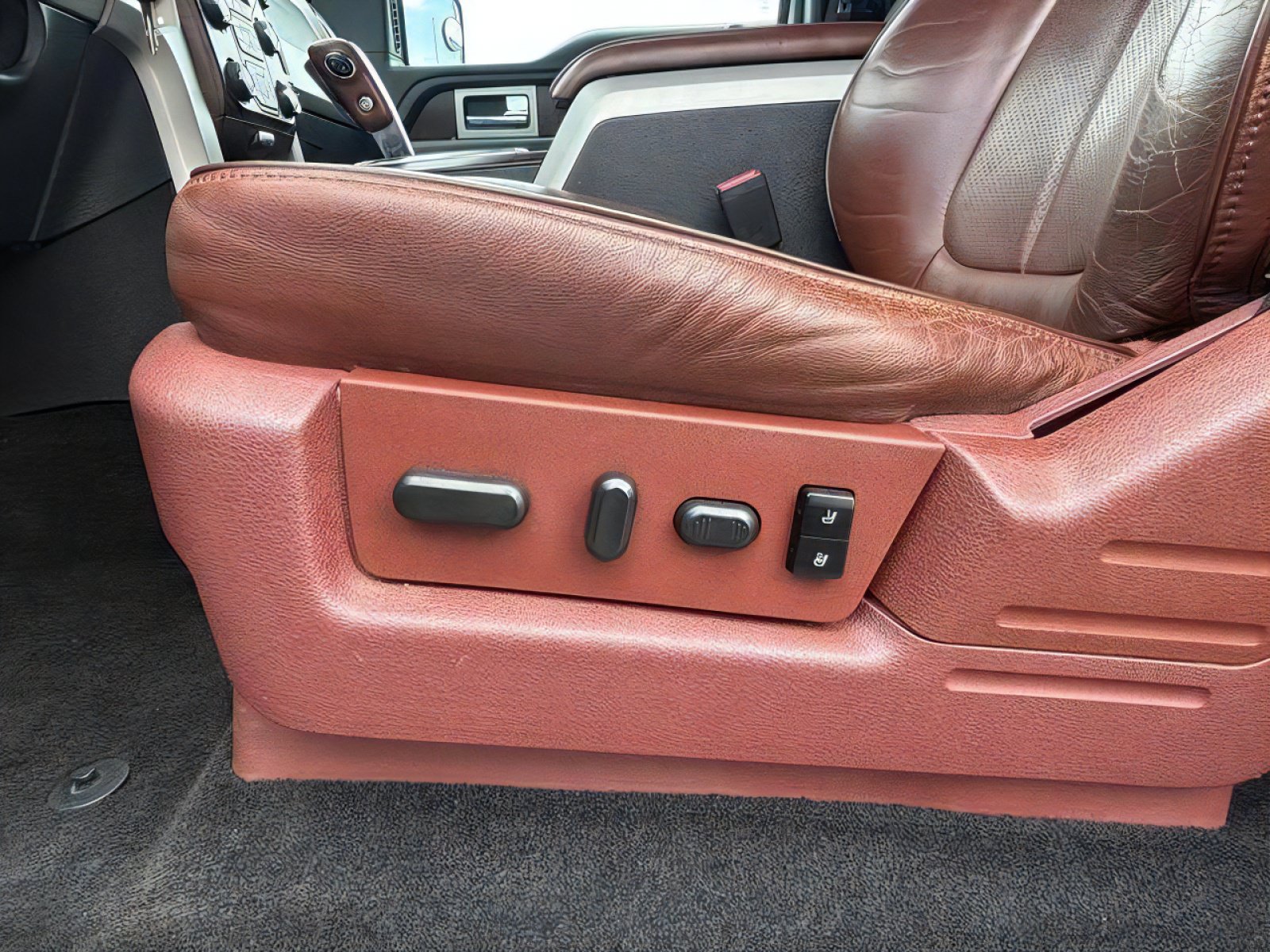 Used 2013 Ford F150 King Ranch AWD/4WD image 26