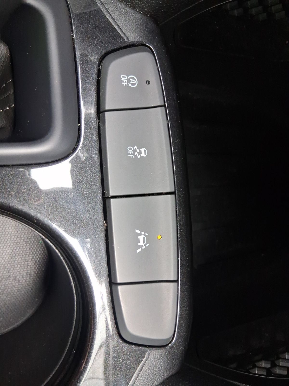 Used 2021 Chevrolet TrailBlazer LT w/ LPO, Blackout Package FWD image 32