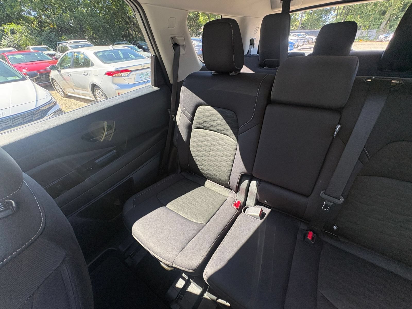 Used 2026 Nissan Pathfinder SV AWD/4WD image 39