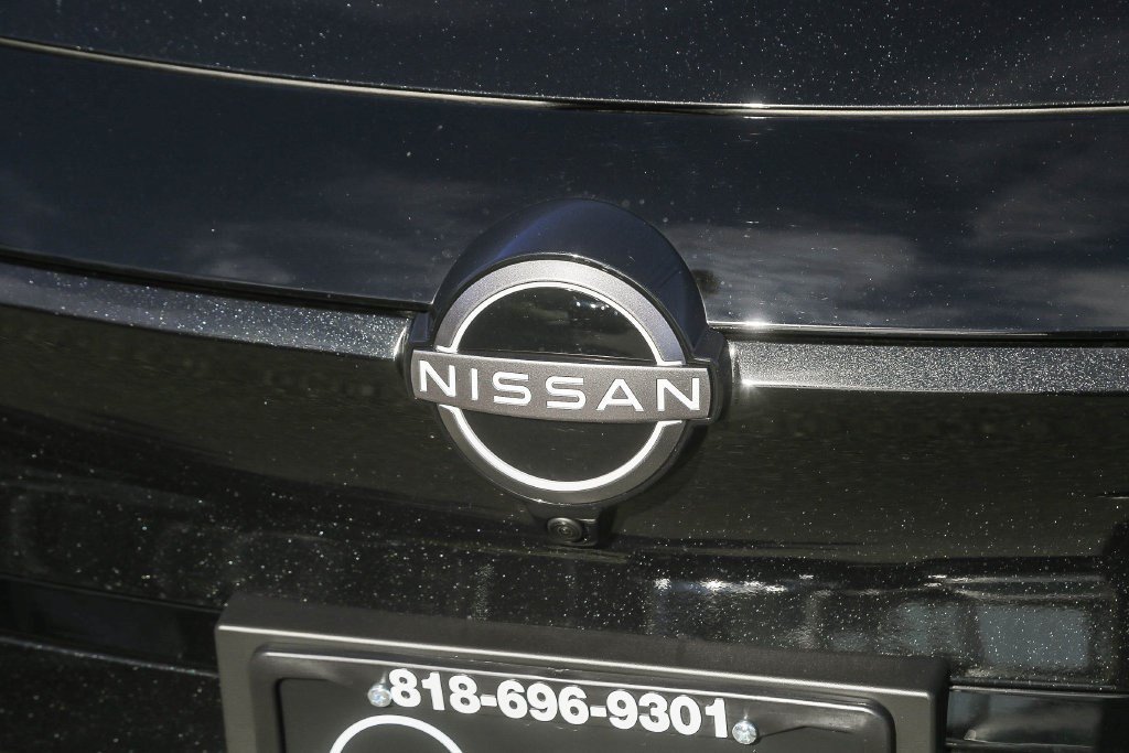 New 2026 Nissan Leaf SV+ FWD image 5