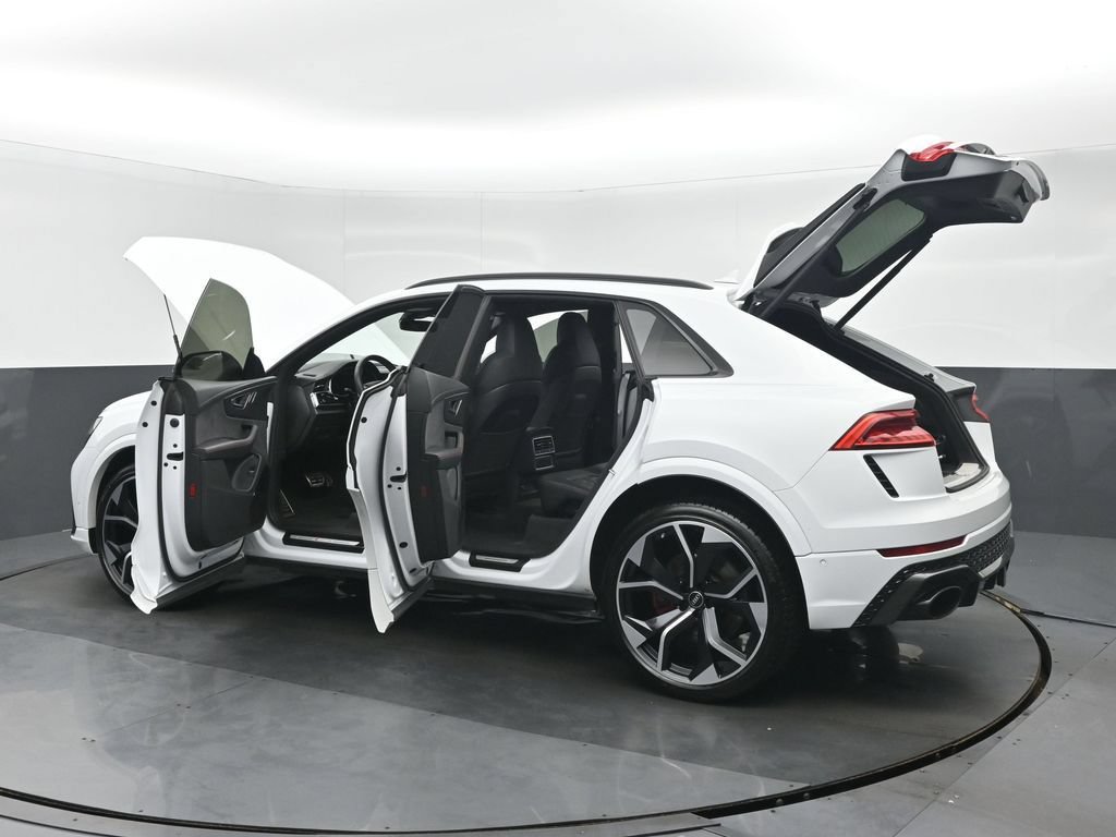 Used 2023 Audi RS Q8 AWD/4WD image 42