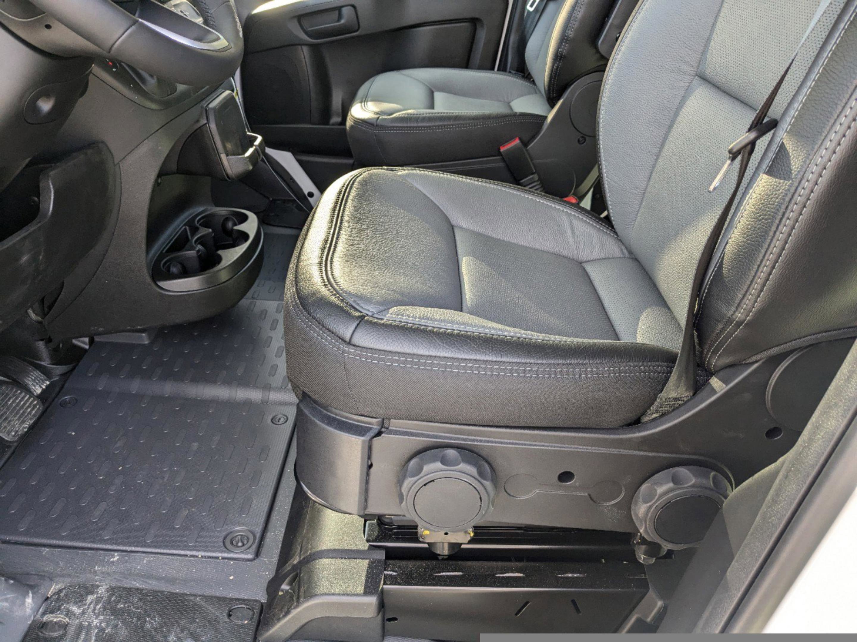 New 2025 RAM ProMaster 3500 w/ Leather Interior Group image 18