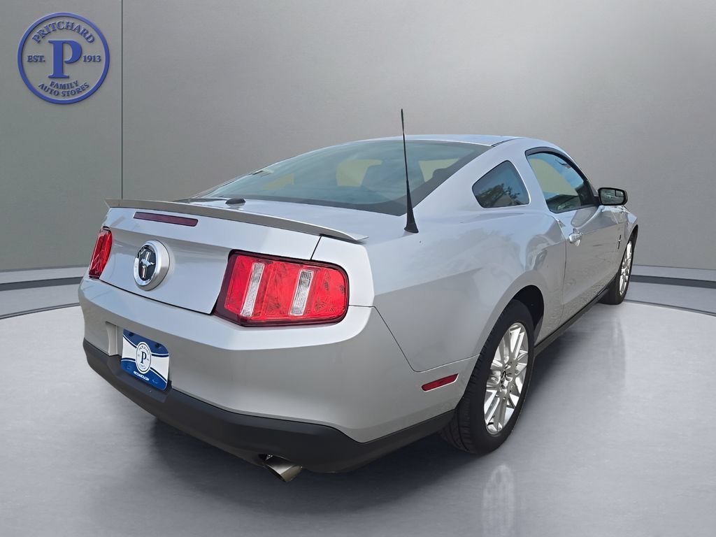Used 2012 Ford Mustang Premium RWD image 7