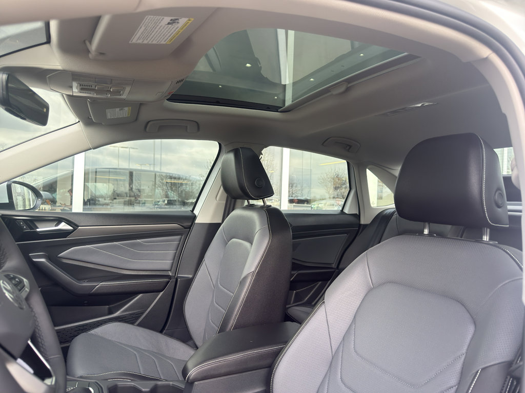 New 2026 Volkswagen Jetta SEL image 8