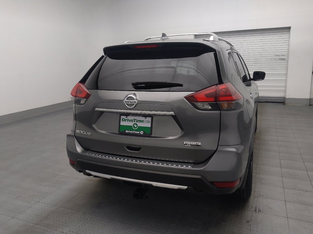 Used 2020 Nissan Rogue S w/ Special Edition Package FWD image 7