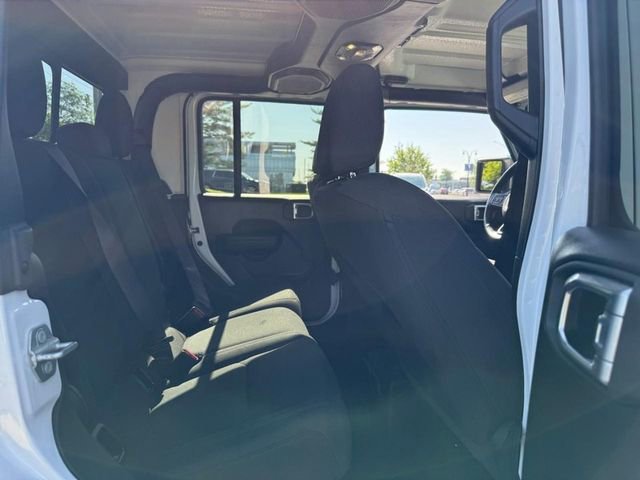 Used 2022 Jeep Gladiator Sport AWD/4WD image 10