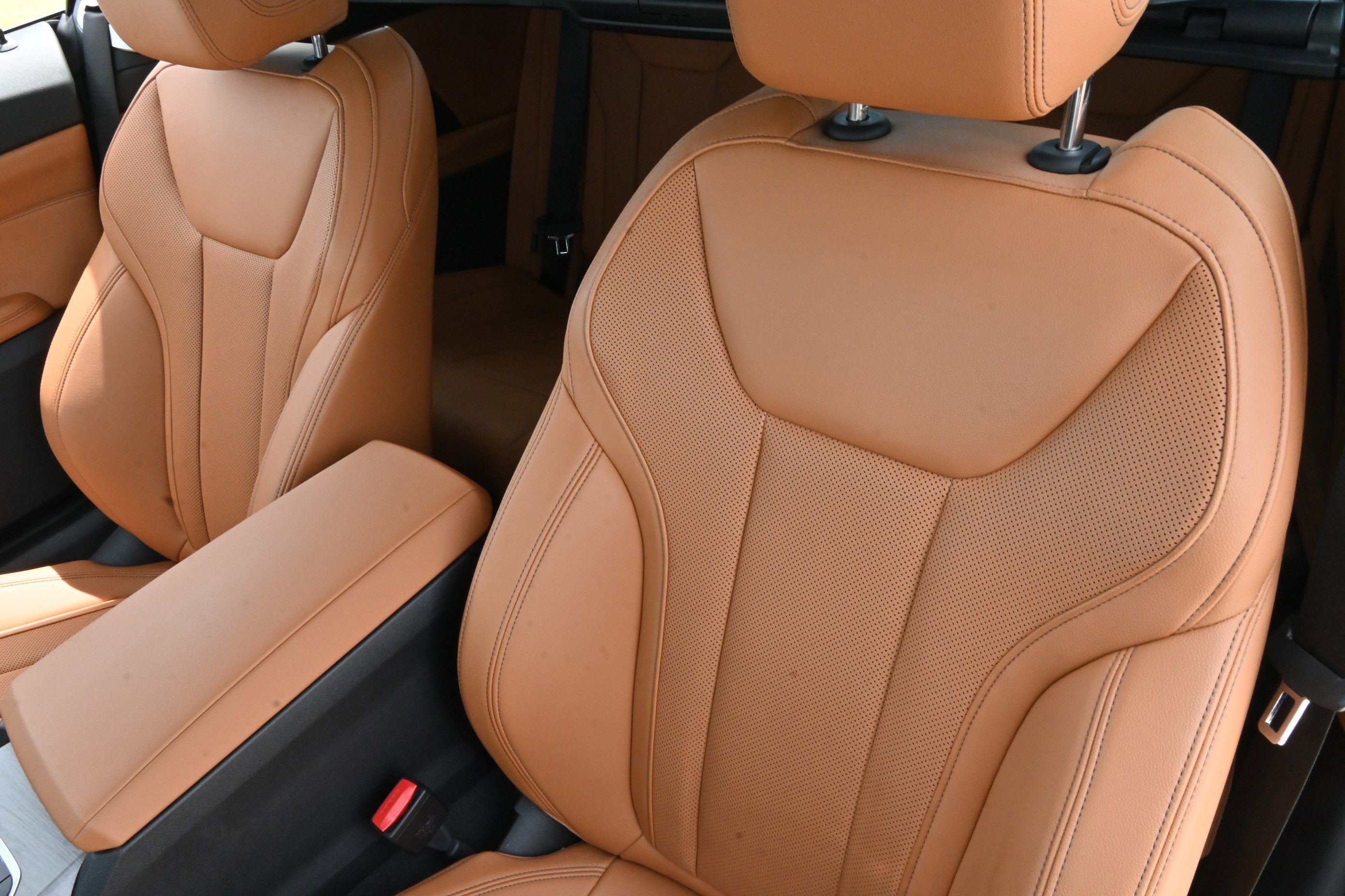 Certified 2025 BMW 430i Convertible RWD image 14