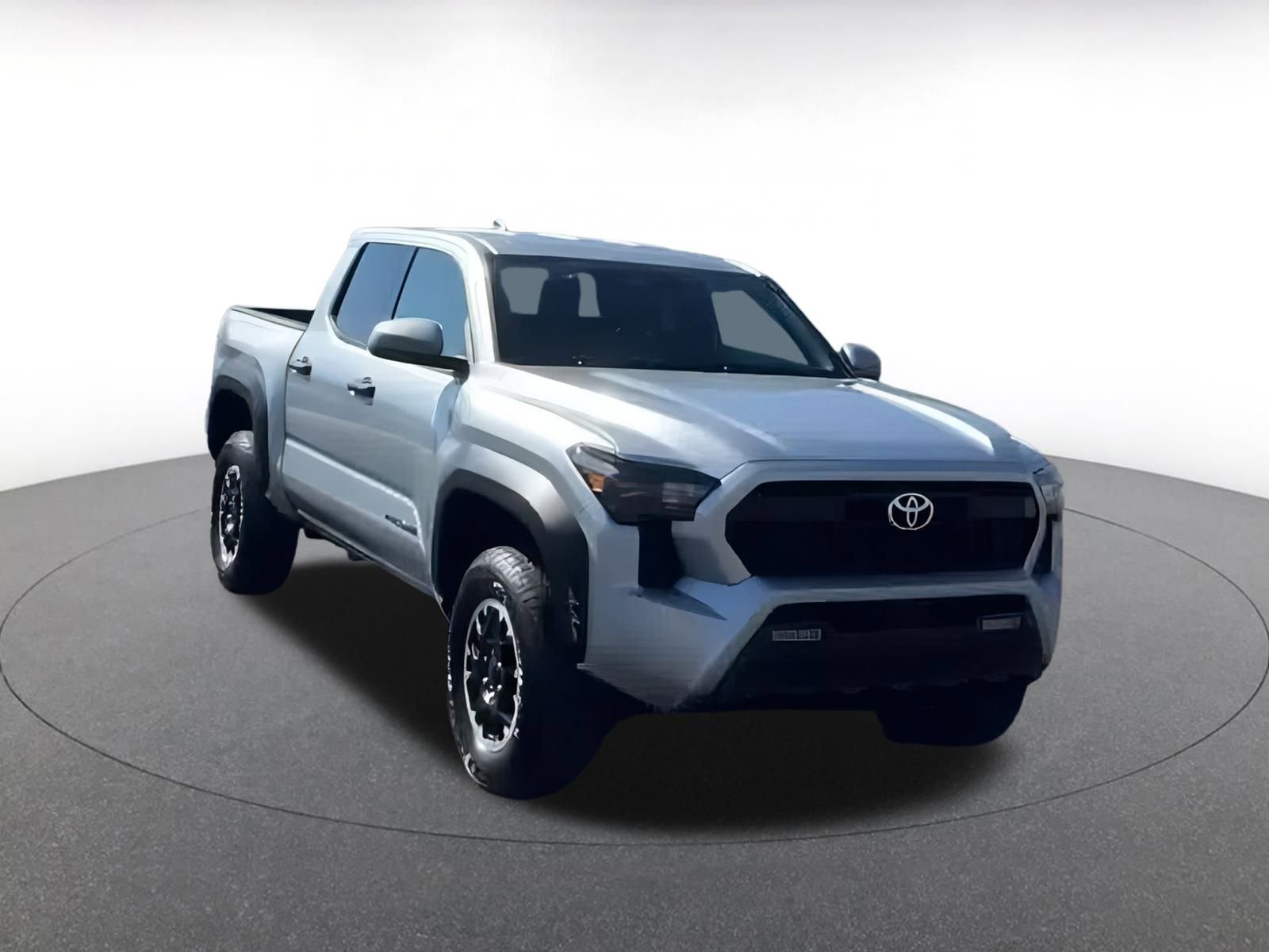 Used 2025 Toyota Tacoma SR image 3