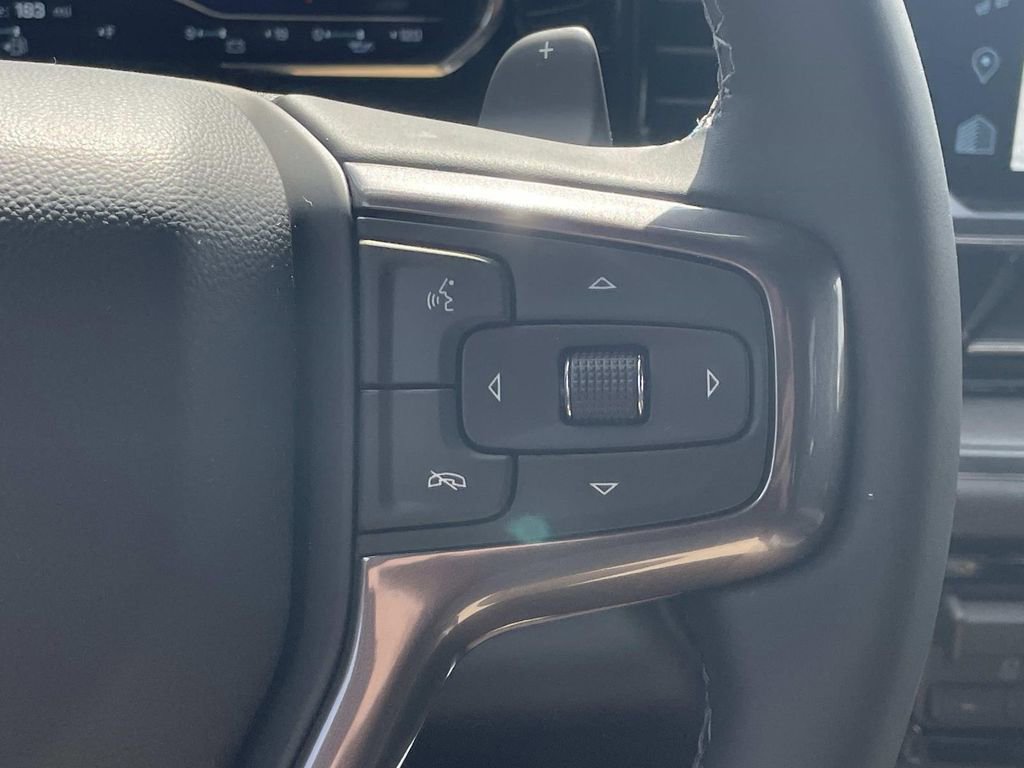 Used 2023 Chevrolet Silverado 1500 High Country AWD/4WD image 30