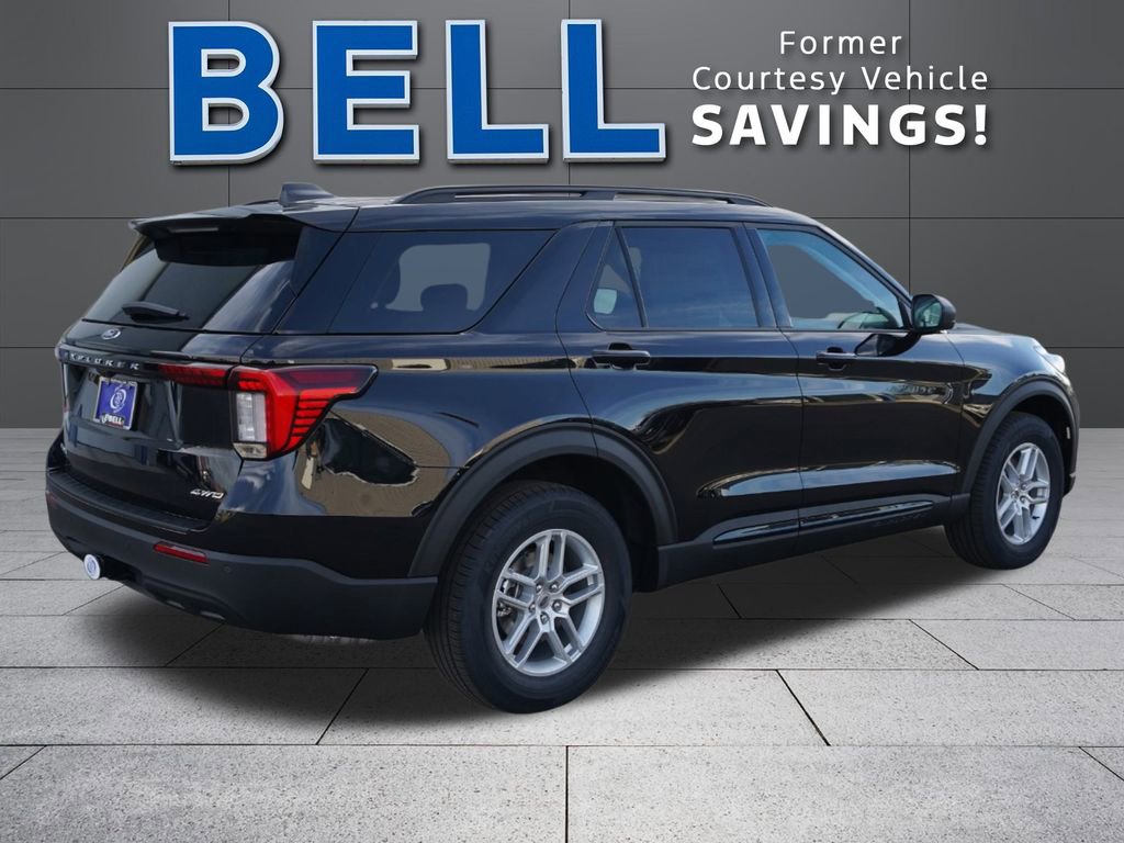 New 2026 Ford Explorer Active image 3