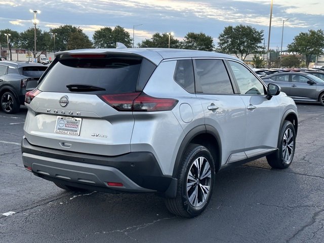 Certified 2023 Nissan Rogue SV image 4