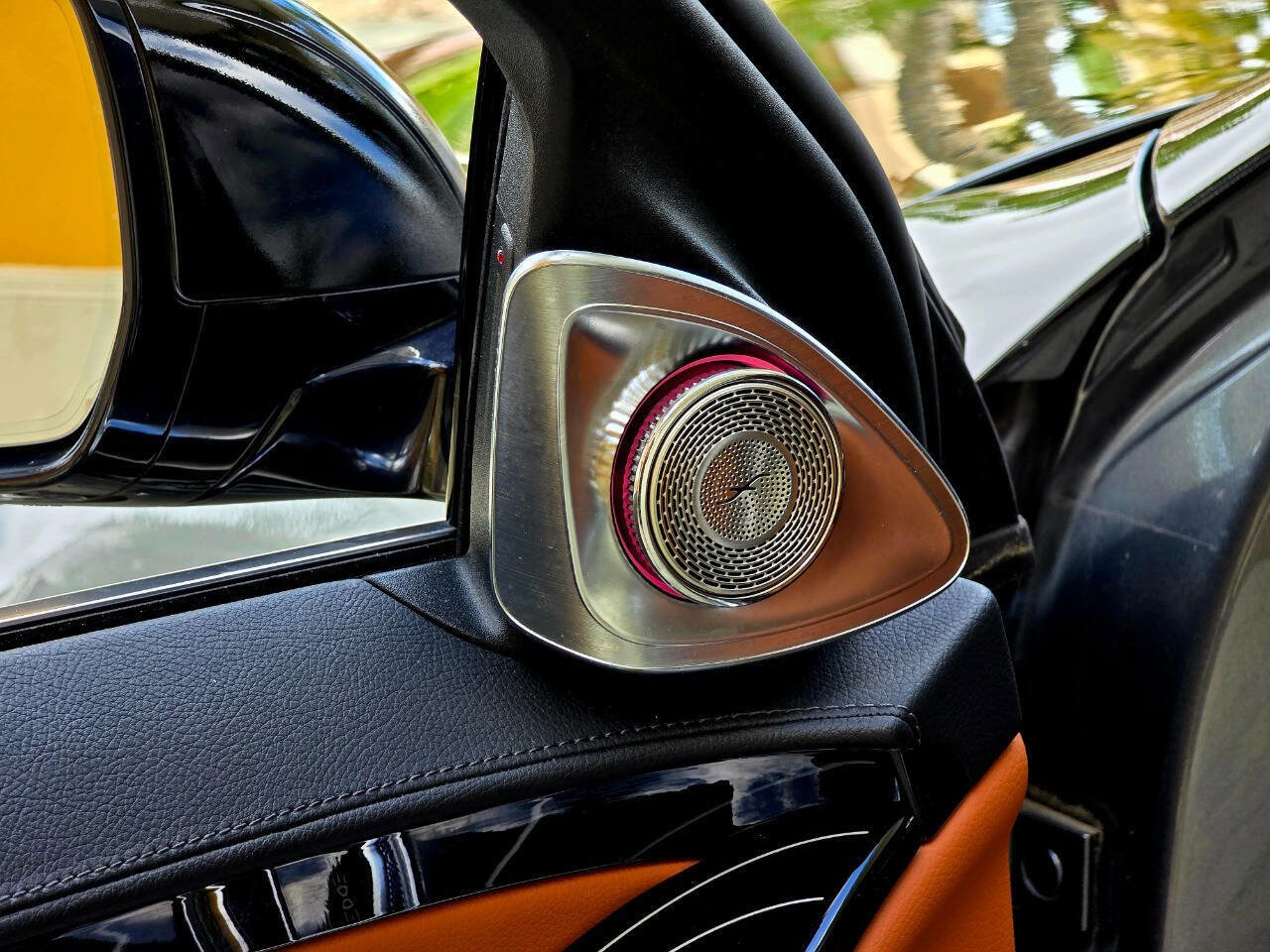 Used 2022 Mercedes-Benz S 580 4MATIC Sedan w/ Rear Seat Package image 16