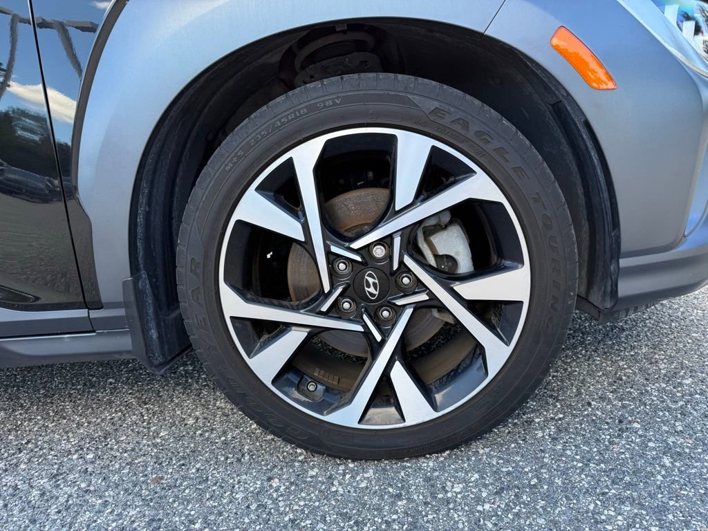 Used 2022 Hyundai Kona Limited image 6