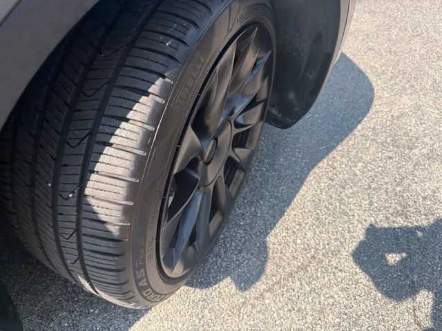 Used 2023 Tesla Model Y Long Range AWD/4WD image 36