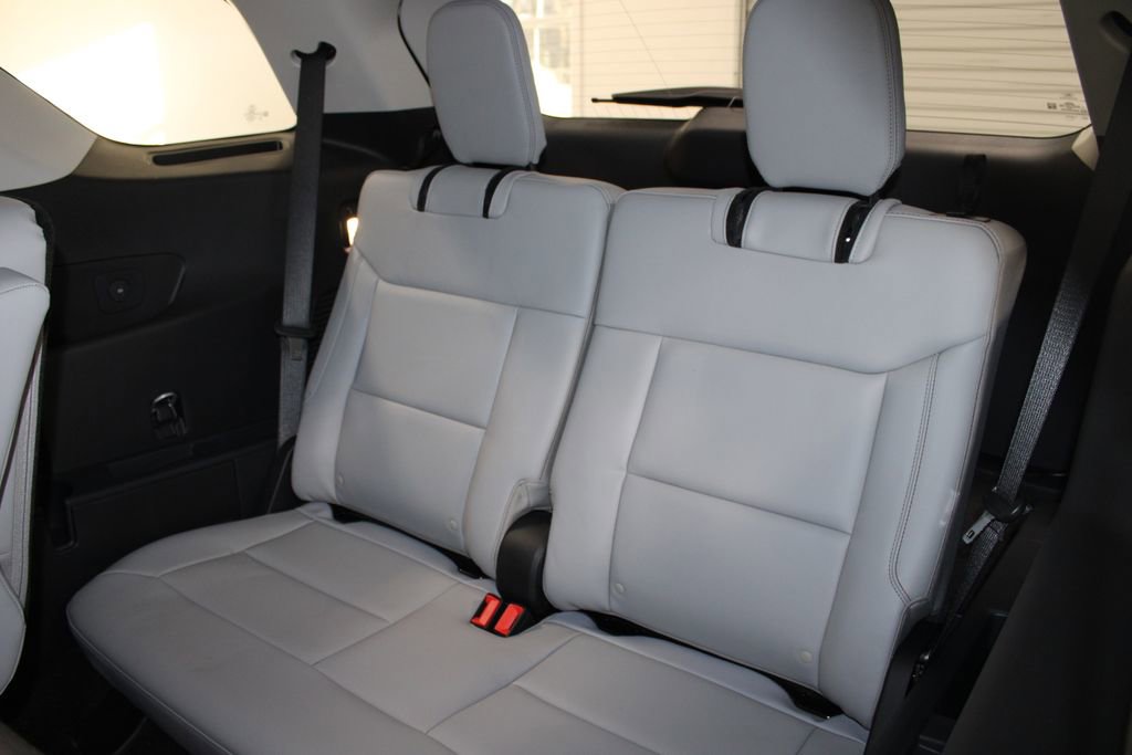 New 2026 Ford Explorer Active w/ Active Comfort Package image 25