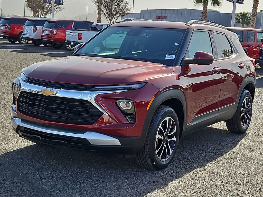 Used 2024 Chevrolet TrailBlazer LT w/ LT Cold Weather Package image 1