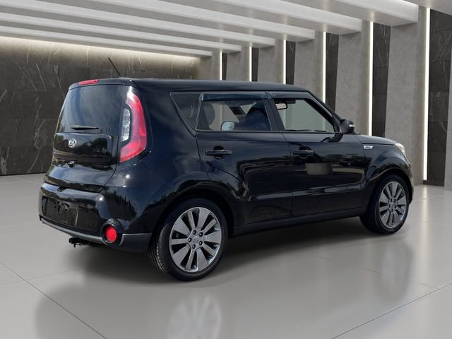 Used 2015 Kia Soul ! FWD image 6