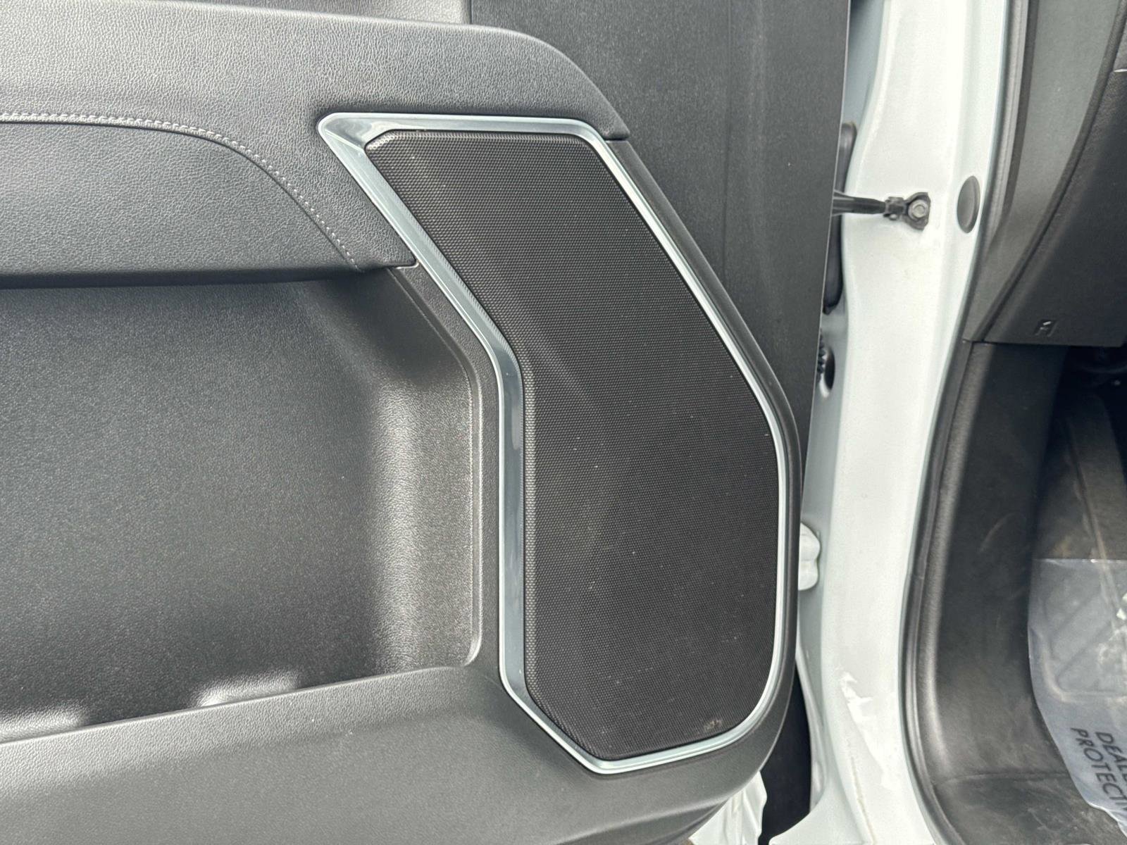 Used 2025 Chevrolet Silverado 2500 LT w/ Convenience Package image 21