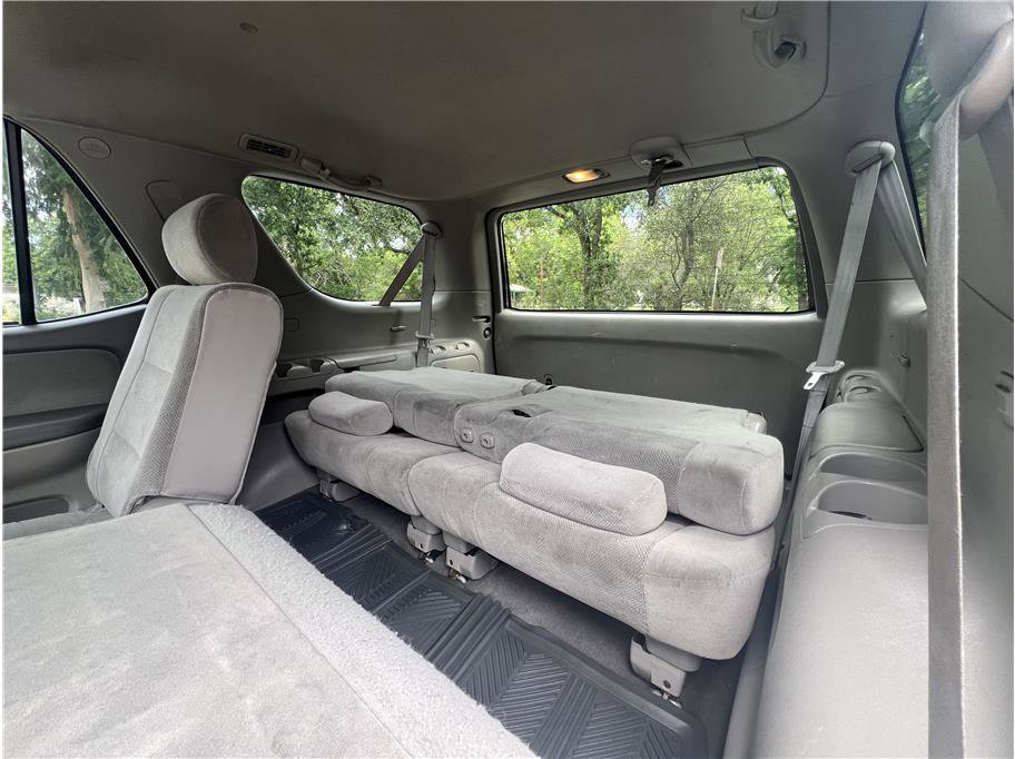 Used 2006 Toyota Sequoia SR5 RWD image 13
