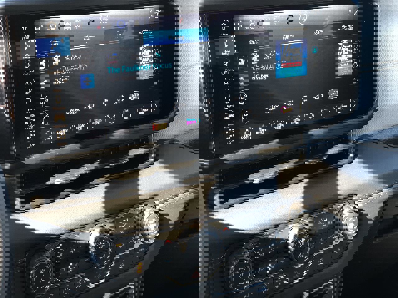 New 2026 Jeep Wrangler Sahara w/ Technology Group image 19