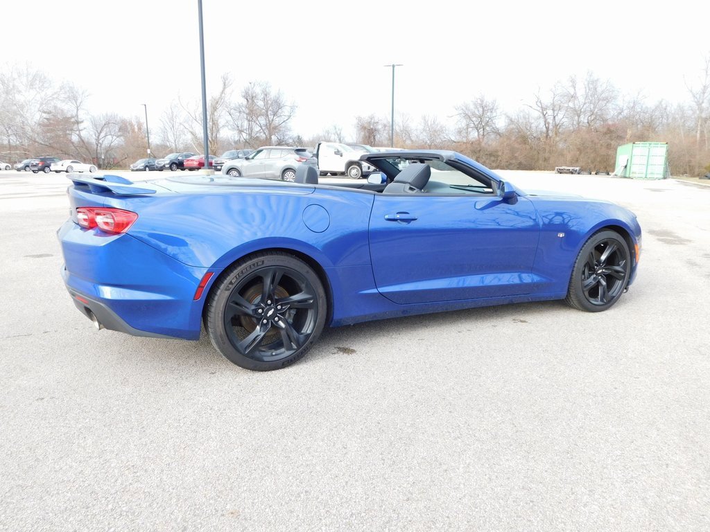 Used 2019 Chevrolet Camaro LT w/ Technology Package image 13