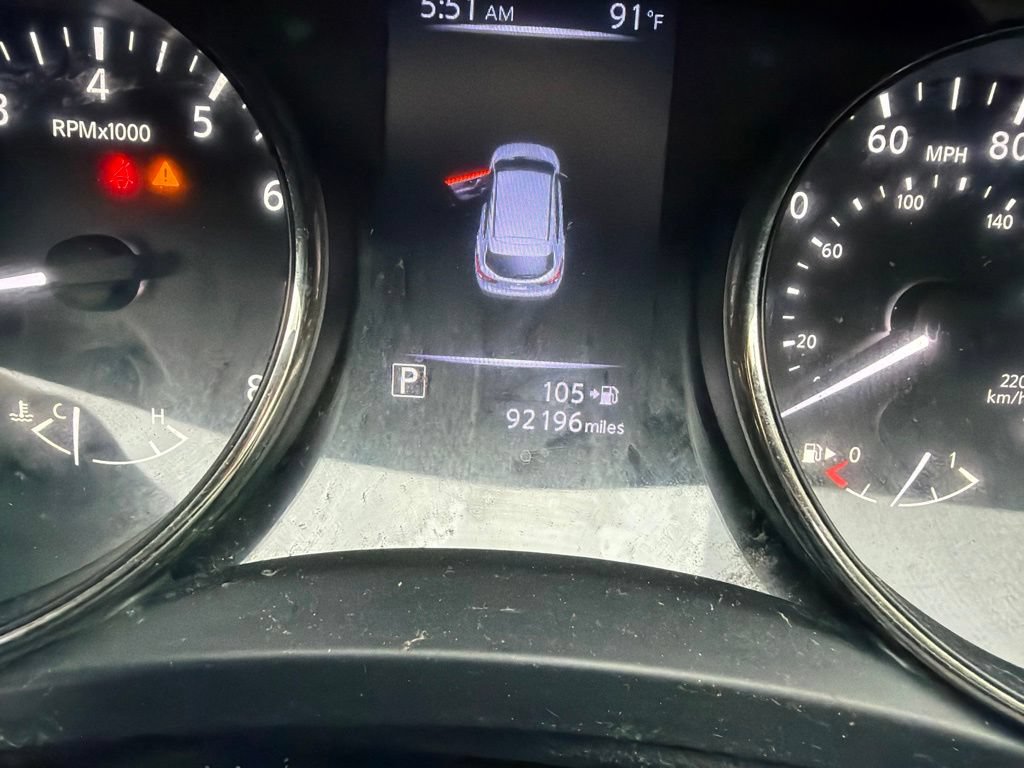 Used 2018 Nissan Rogue Sport S AWD/4WD image 4