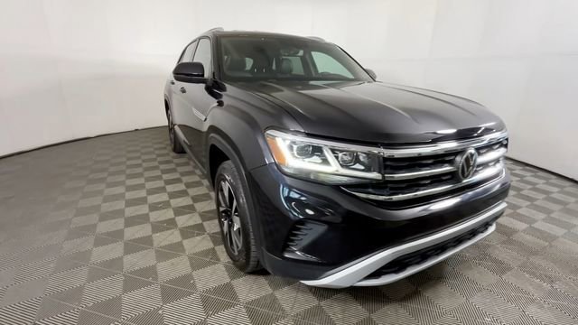Used 2022 Volkswagen Atlas Cross Sport SE FWD image 12