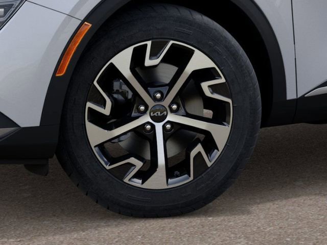 New 2025 Kia Sportage EX image 9