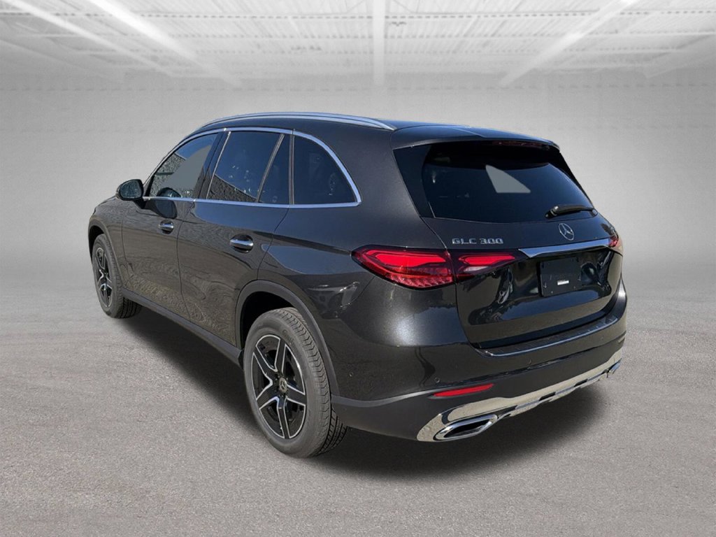 New 2027 Mercedes-Benz GLC 300 4MATIC image 3