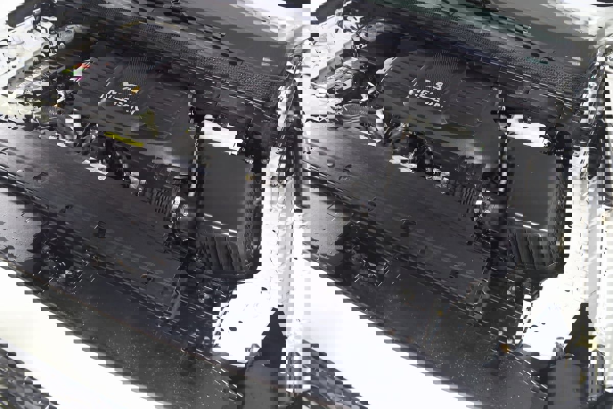 Used 2019 Nissan Titan SV w/ SV Convenience Package image 17