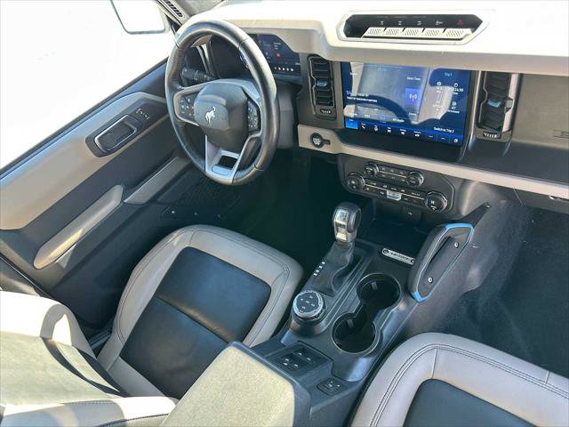 Used 2023 Ford Bronco Wildtrak image 11