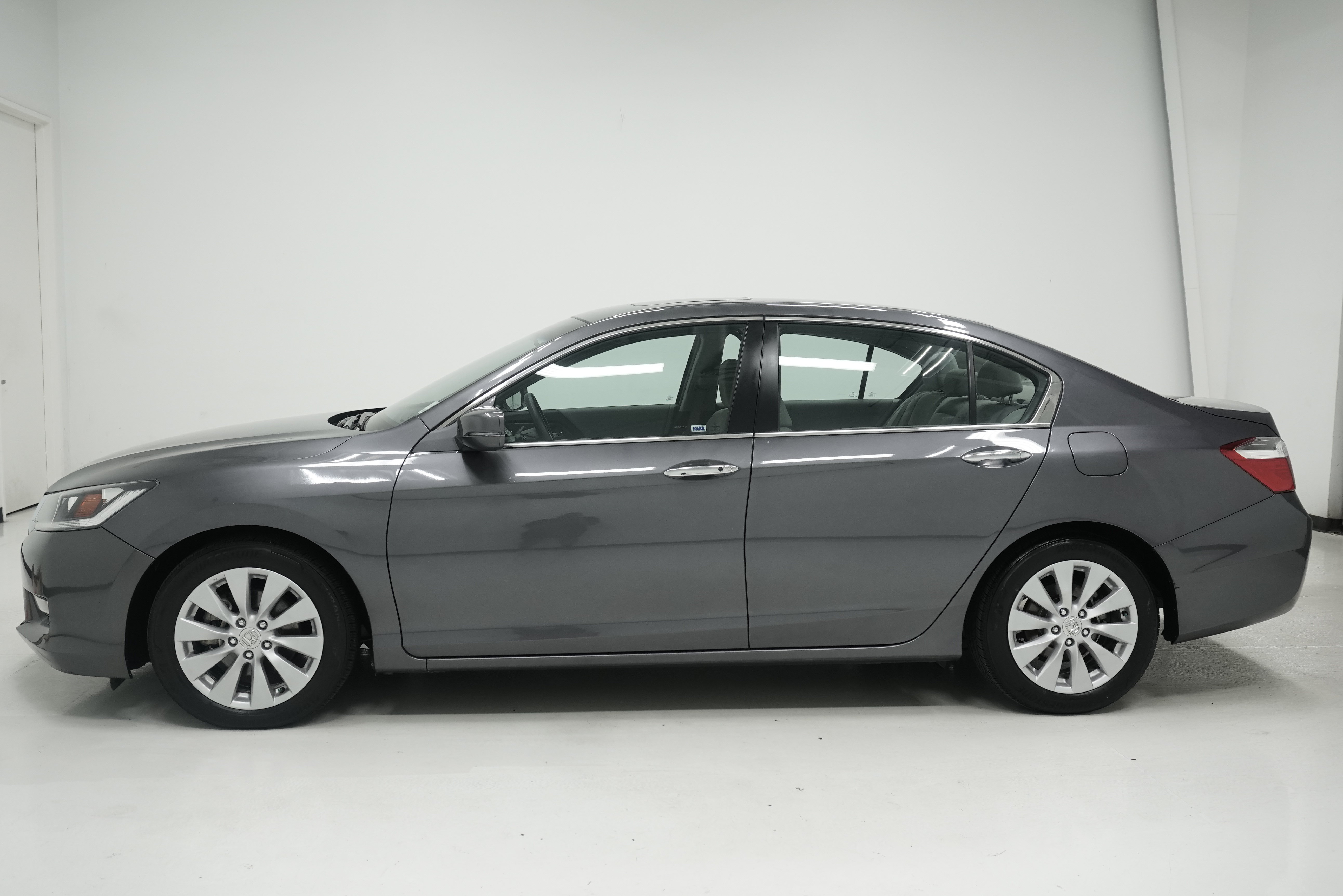 Used 2013 Honda Accord EX image 7