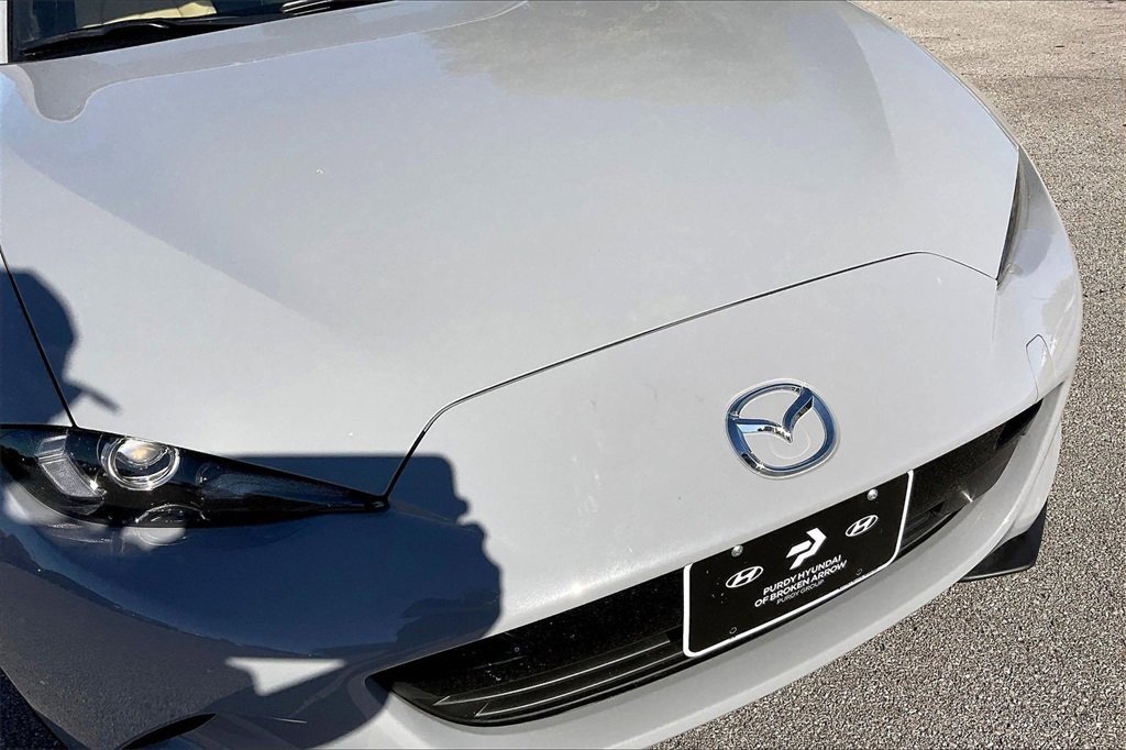 Used 2025 MAZDA MX-5 Miata RF Grand Touring image 8