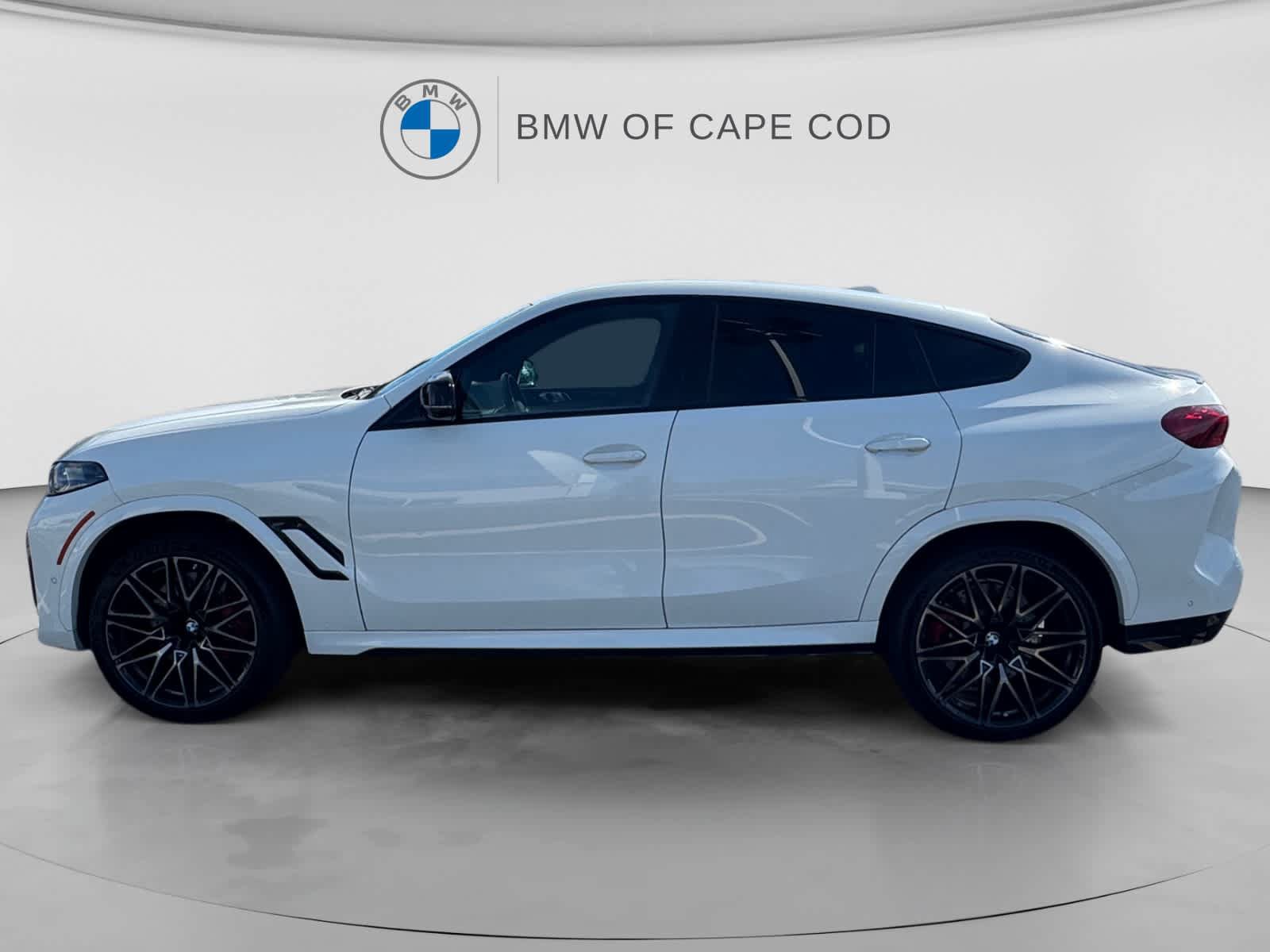Used 2024 BMW X6 M Competition AWD/4WD image 4