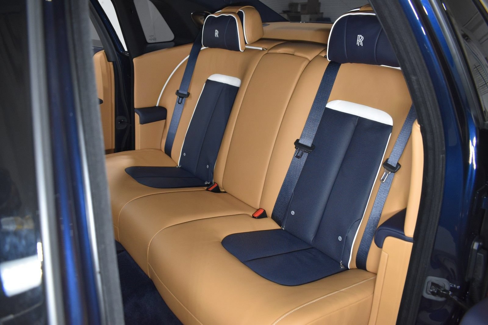 Certified 2025 Rolls-Royce Ghost AWD/4WD image 27