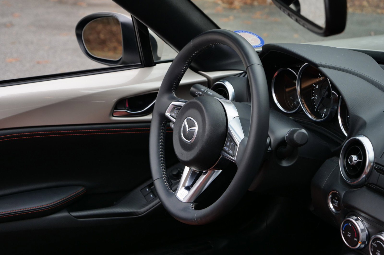 Used 2022 MAZDA MX-5 Miata Grand Touring image 35