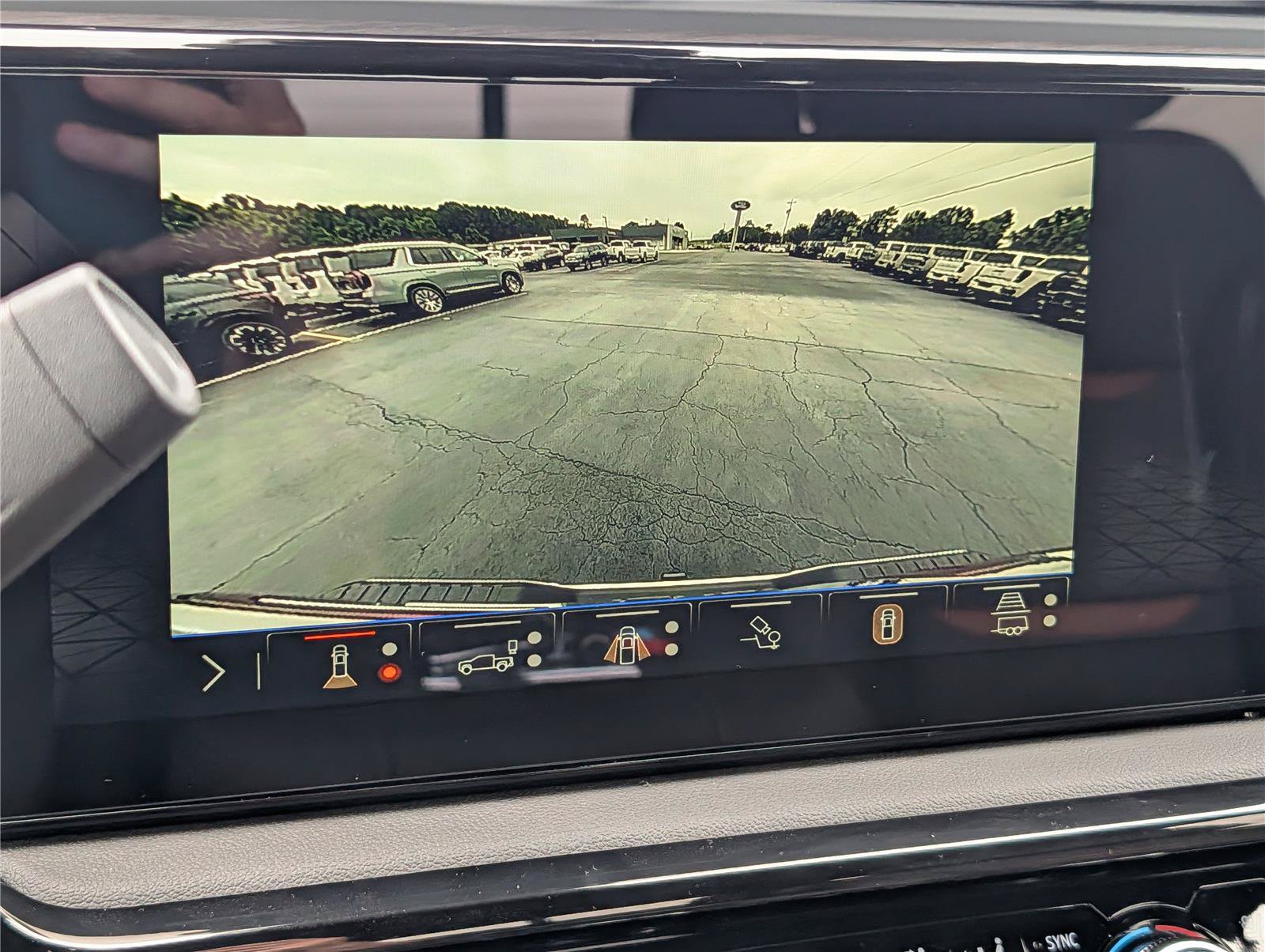 New 2026 GMC Sierra 2500 AT4 w/ AT4 Premium Plus Package AWD/4WD image 20