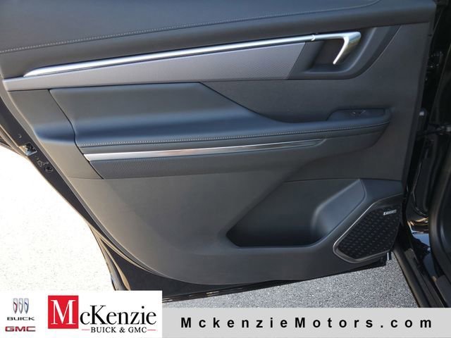 New 2026 Buick Enclave Sport Touring w/ LPO, Floor Liner Package AWD/4WD image 23