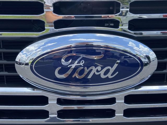 New 2026 Ford F550 4x4 Supercab Super Duty image 9