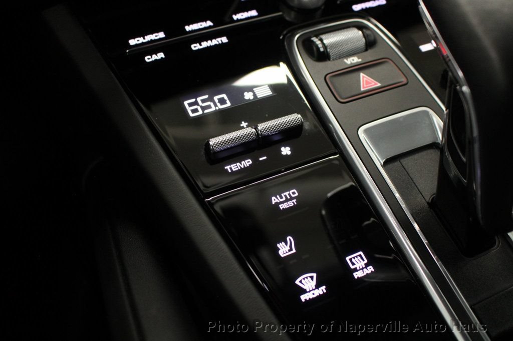 Used 2023 Porsche Cayenne GTS w/ Premium Package AWD/4WD image 29