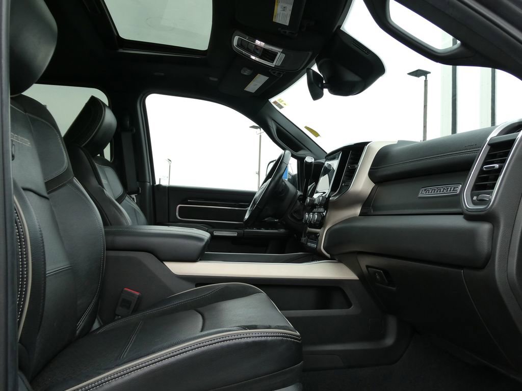 Used 2019 RAM 2500 Laramie AWD/4WD image 13