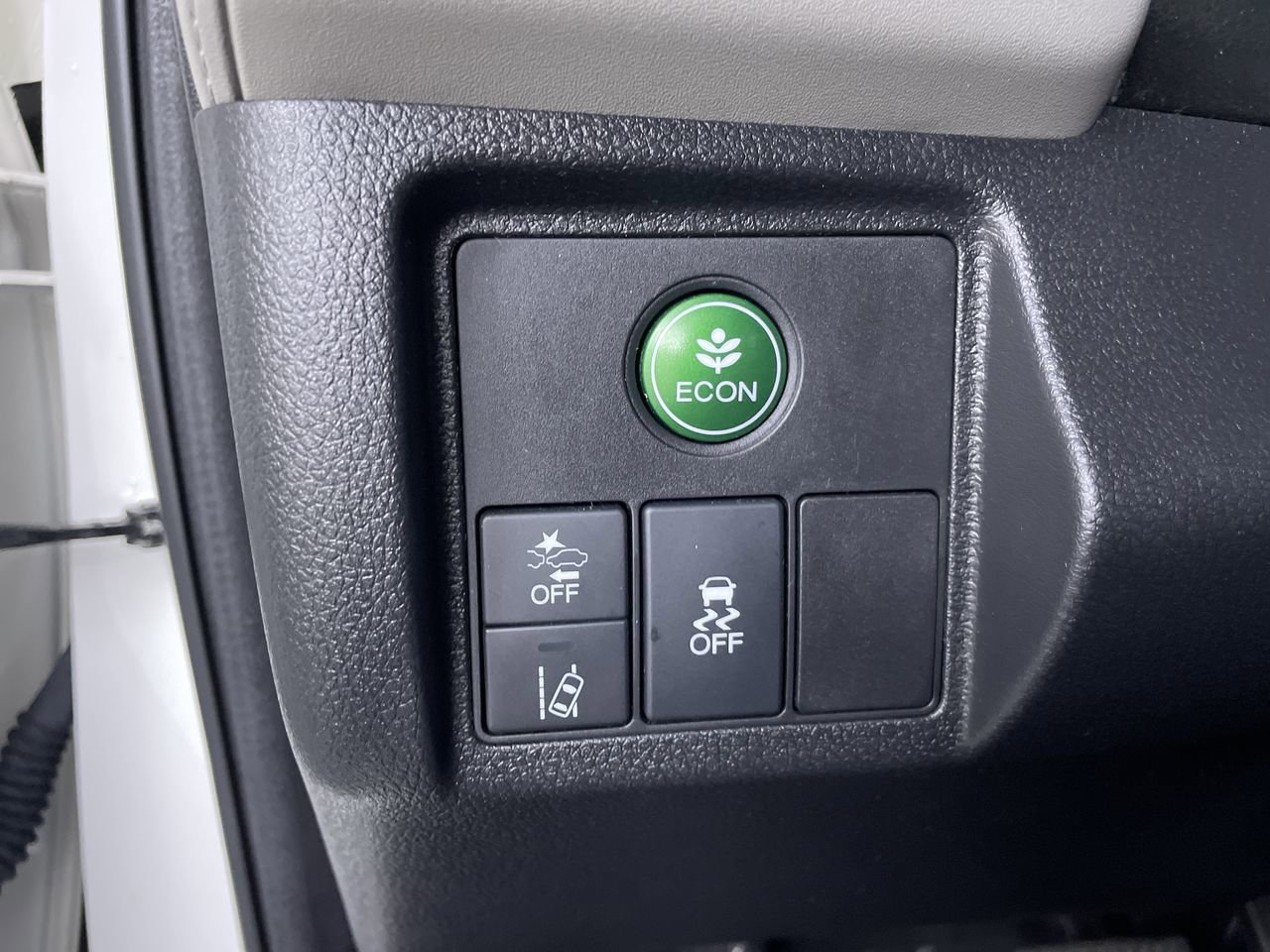 Used 2020 Honda HR-V EX-L image 25
