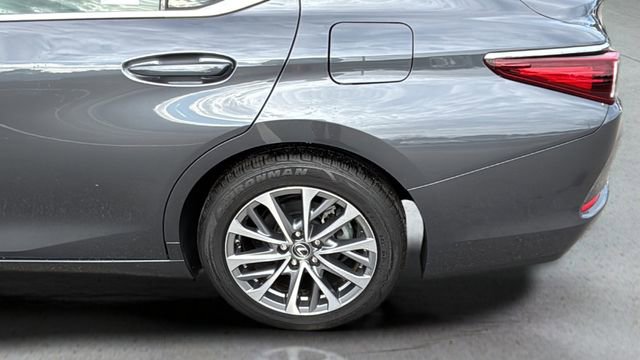 Used 2023 Lexus ES 350 w/ Premium Package image 35